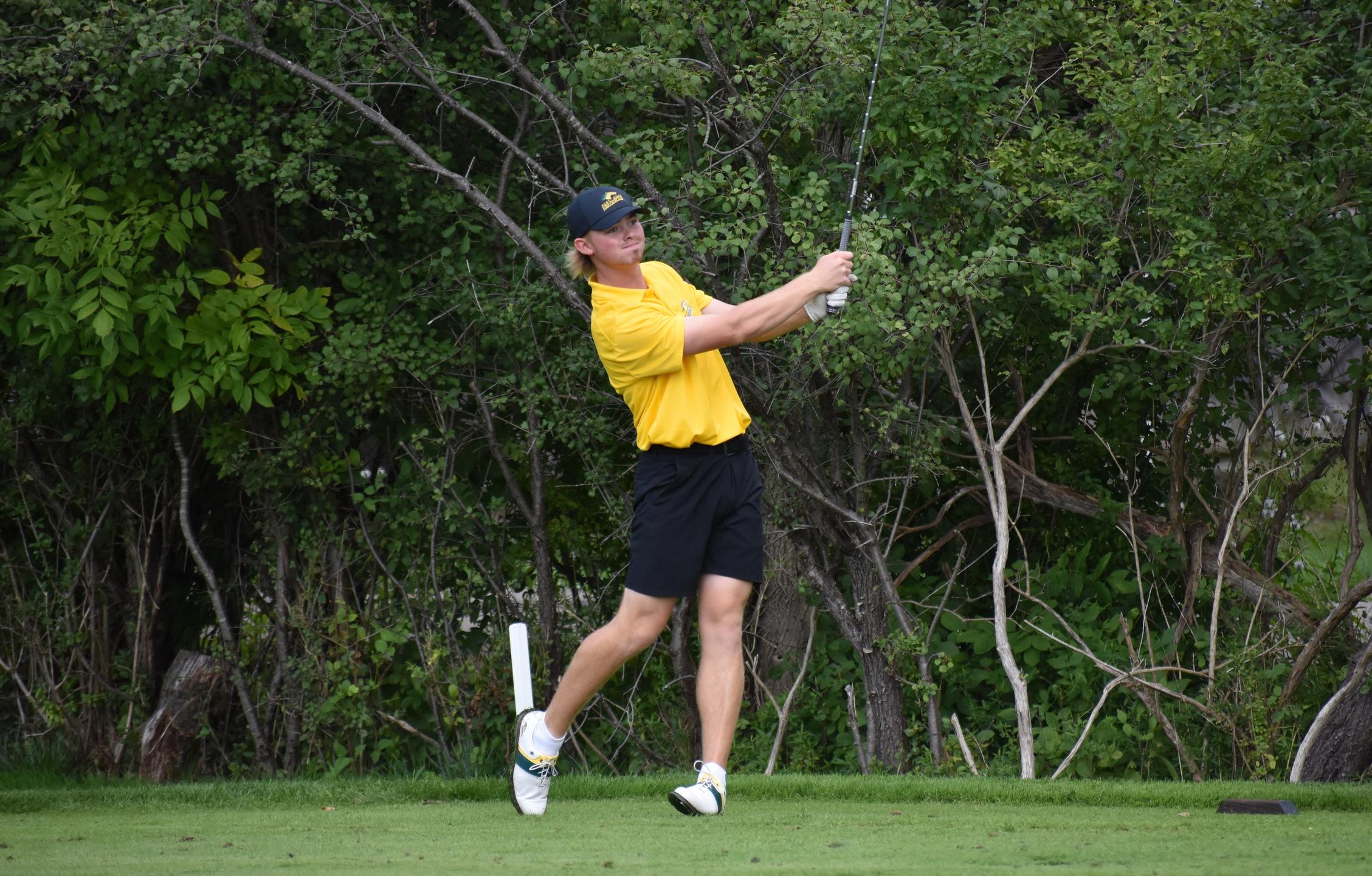 Men's Golf take Fourth at Oswego State Fall Invitational over the Weekend