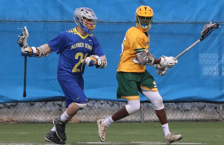 Men's Lacrosse Nearly Rallies from Six-Down at Point