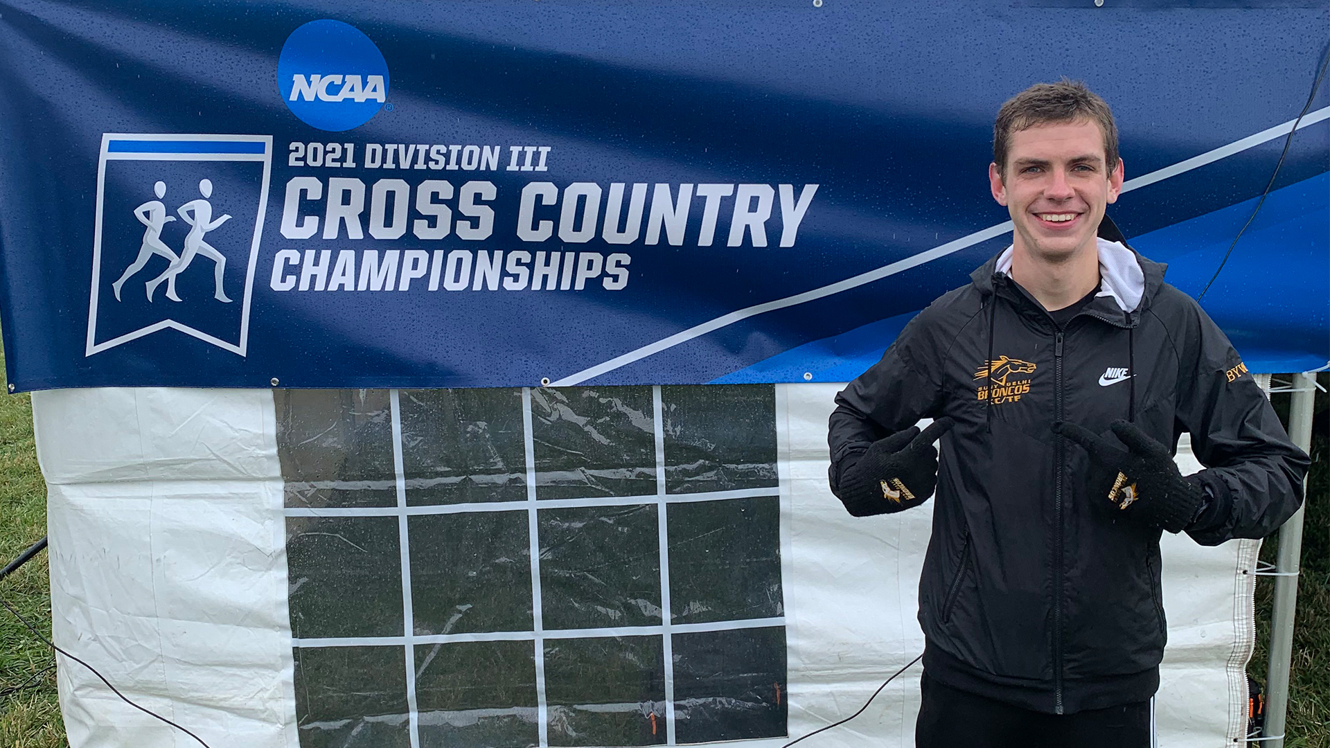Bywater Becomes School's First NCAA National Qualifier as Broncos Take 12th at Niagara Regional
