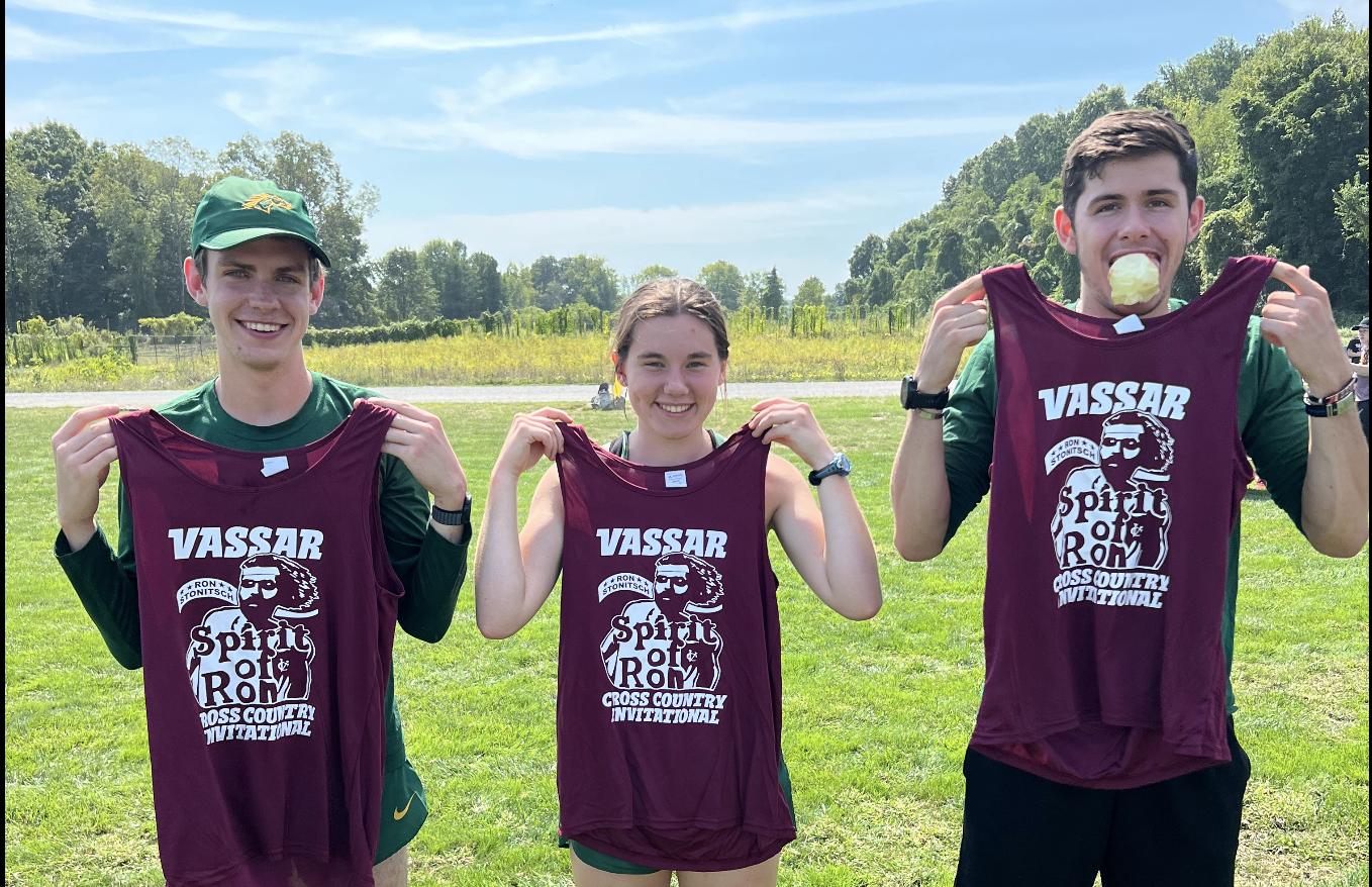 The Broncos Place Fourth and Sixth at Vassar’s Ron Stonitsch Invitational