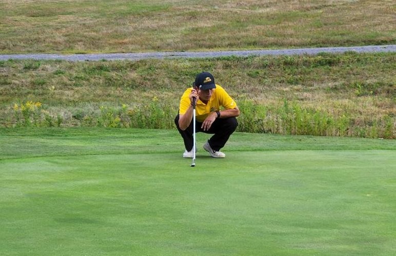 Delhi Men's Golf Team Traveled to the Cobleskill Fall Invitational for their First Action of the Year.