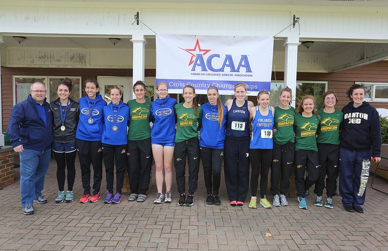 Women Place Second at ACAA Championships, Moheimani, McIntyre Earn First-Team Finishes