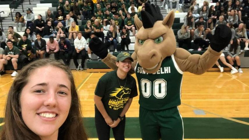 FALL IN REVIEW: SAAC Reflects on Milestone Semester