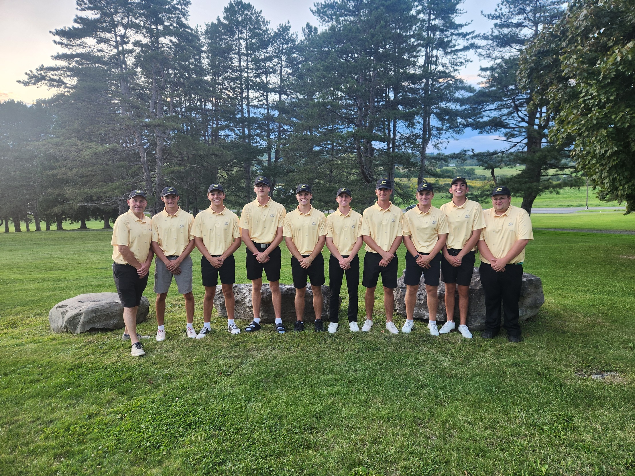 Delhi Men's Golf Takes First Place at Cobleskill Fall Invitational