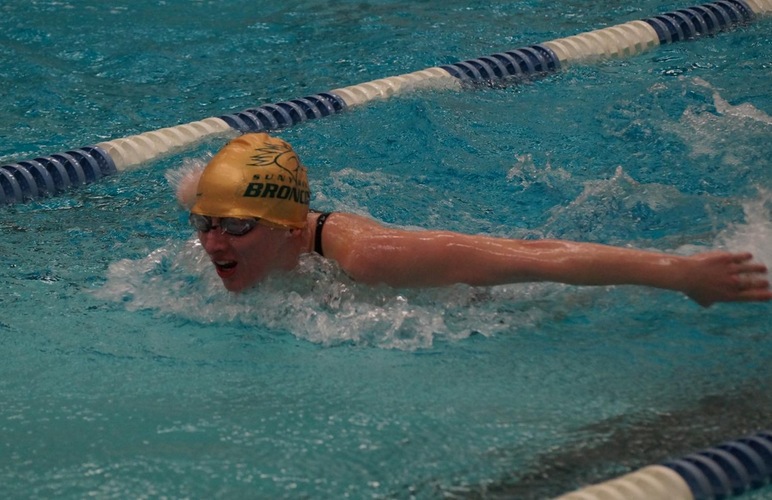 Women Take Two Wins, Pair of Second-Place Marks at Cedar Crest